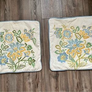 Pier one pilow cases 17/17 inches